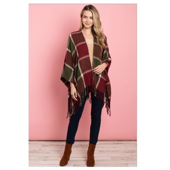 Poncho Scarf - Picture 2 of 3